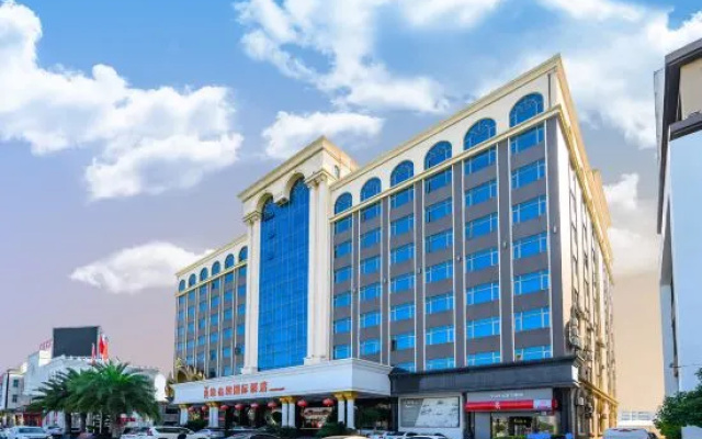Vienna International Hotel Shantou Chenghai Waisha Bridge