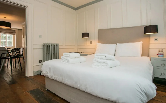 Spacious 1 Bedroom Apartment Near Oxford Street