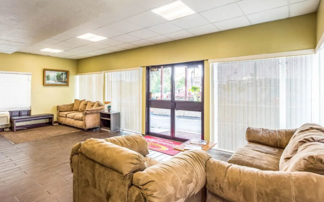 Econo Lodge