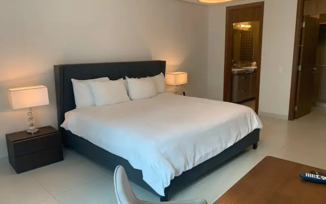 Amaranta Park I 2 Bed Apt With Balcony