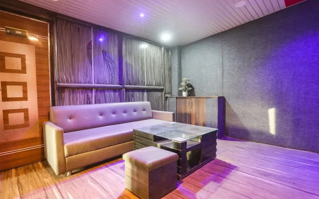 Fabhotel Legacy I