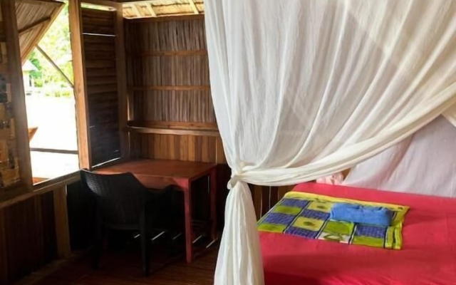 Gibran Dive Guest House