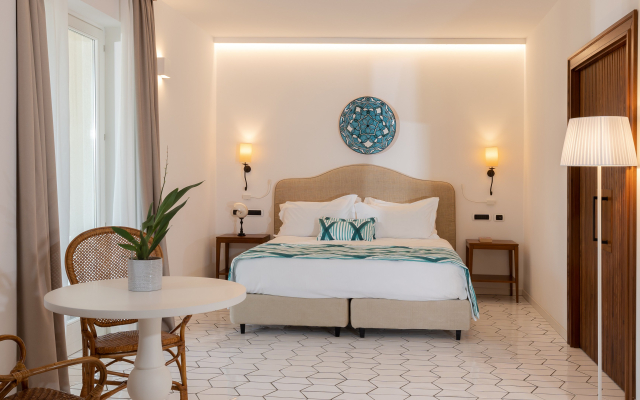 Therasia Resort Sea & Spa - The Leading Hotels of the World