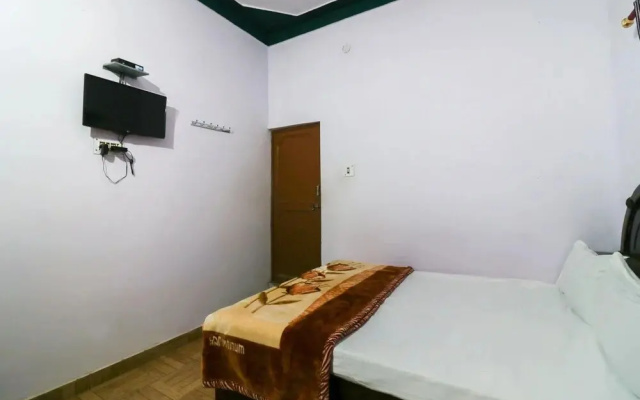 New Shiv Shakti by OYO Rooms