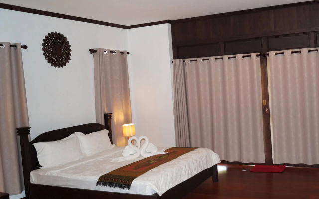 PhuBaChiang Golf & Resort Pakse