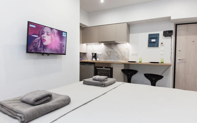 Brand Urban Getaway in Megaro Mousikis