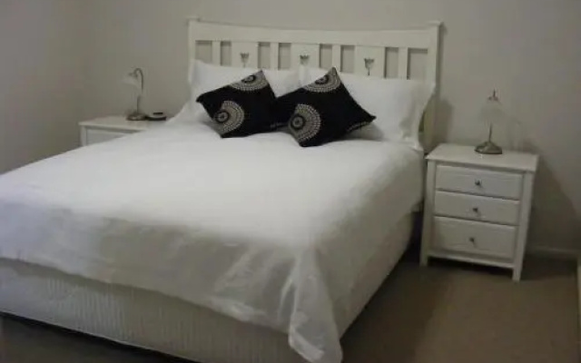 Fairways Bed & Breakfast at Jerilderie