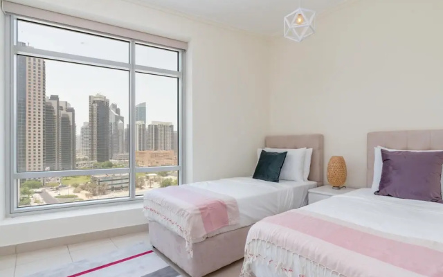 Lux BnB 2BD Amazing Burj View