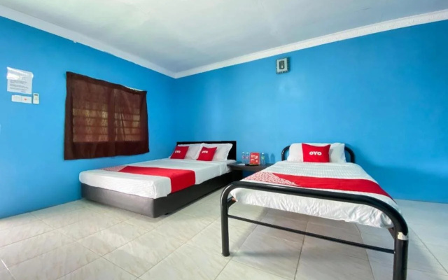 OYO 90168 Serambi Pelangi Chalet