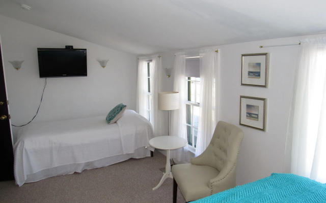 The Masthead Resort