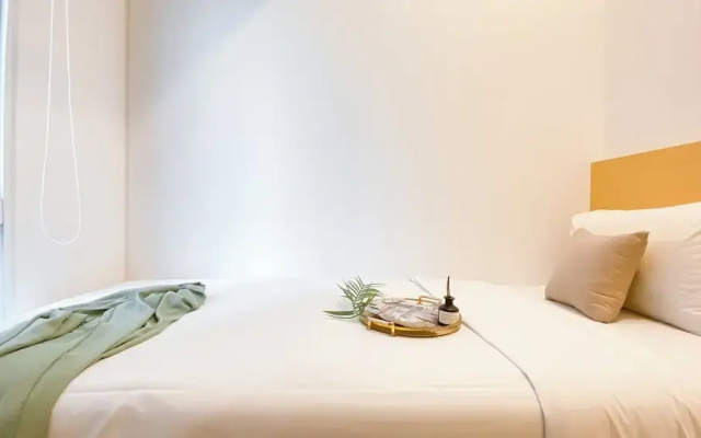 Cozy with Modern Style 2BR Apartment at Tokyo Riverside