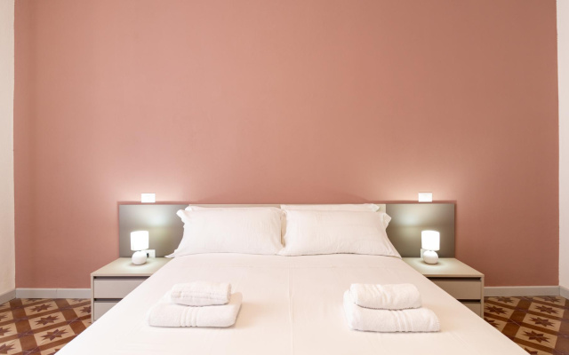 Welcomely - Xenia Boutique House 3