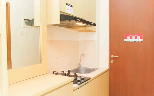 Homey And Comfort Studio At Tifolia Apartment