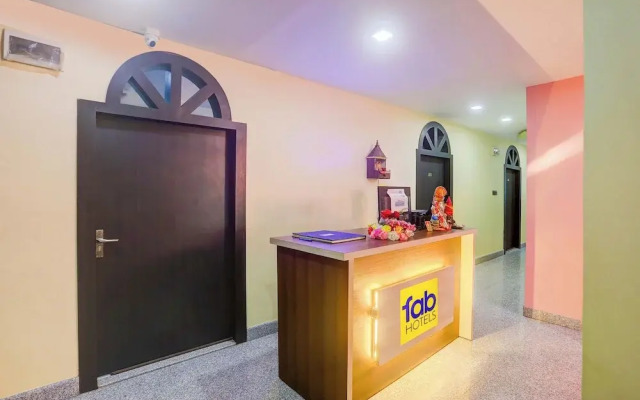 Fabhotel Avante Palace