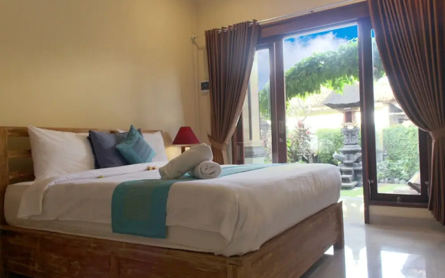CR Tris Rooms Seminyak
