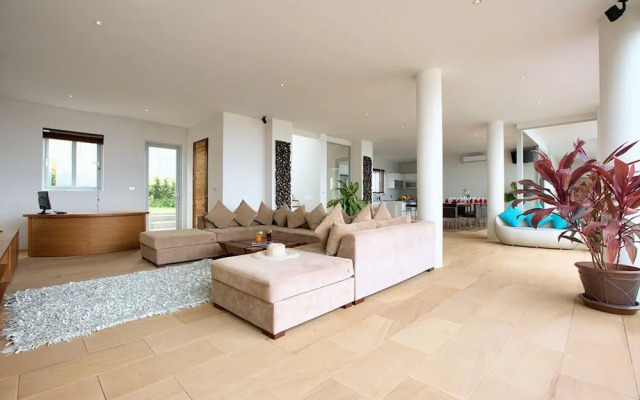18 Bedroom Luxury Sea View Villas
