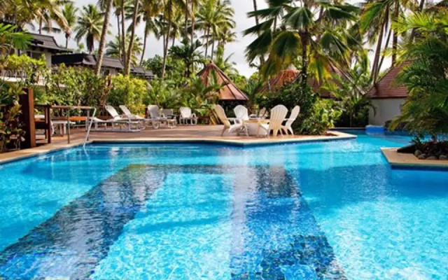 The Holiday Club At Fiji Palms