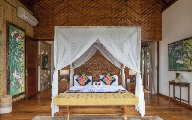 Villa Lembah Damai