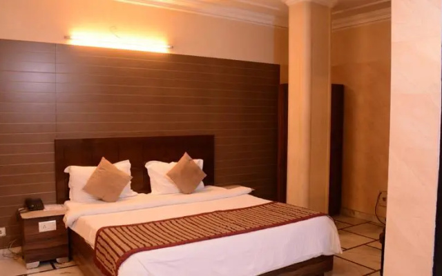 Hotel Bill Palace