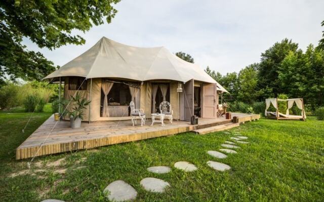 Отель Glamping Canonici di San Marco Италия, Мирано - отзывы, цены и фото номеров - забронировать отель Glamping Canonici di San Marco онлайн вид на фасад