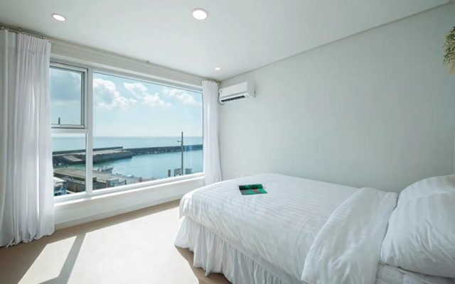 Jeju Pooreuda Ocean Pension