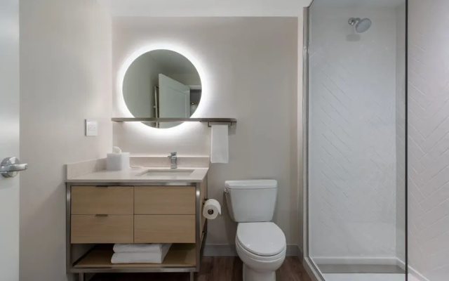 TownePlace Suites by Marriott Oconomowoc