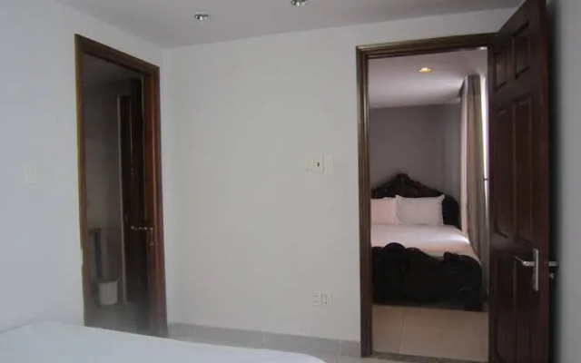 Romance Hotel