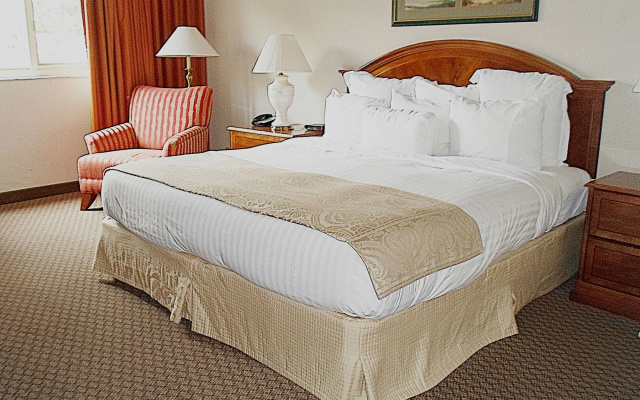 Quail Hollow Resort