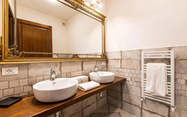 Beautiful Apartment in Vinci With Wifi and 1 Bedrooms