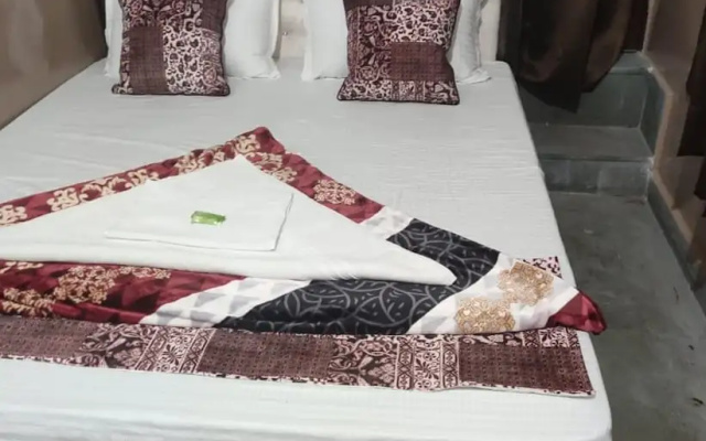 Hotel Mamnani
