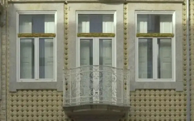 Olivia 1895 Apartments