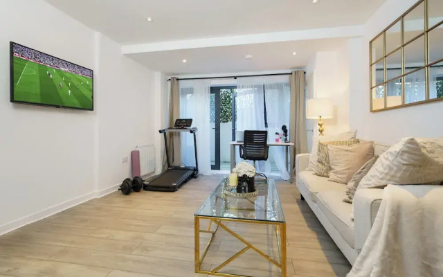 Modern 1-bed Boutique-style Apartment in Croydon