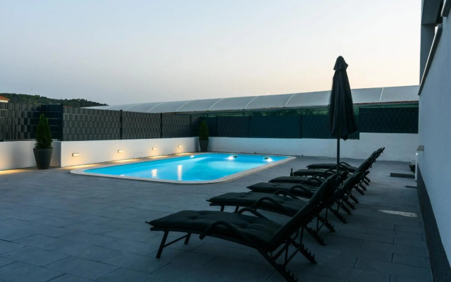 Villa Apartment AA 2