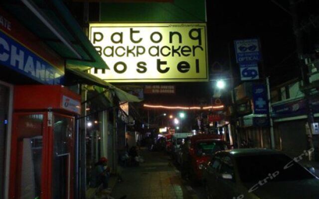 Отель Patong Backpacker Hostel Таиланд, Карон-Бич - отзывы, цены и фото номеров - забронировать отель Patong Backpacker Hostel онлайн вид на фасад