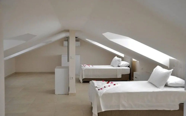 Remarkable 6-bed Villa Zambak Dalyan