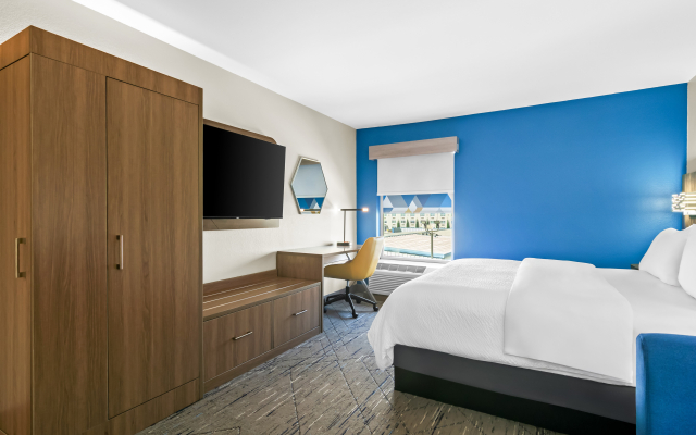 Holiday Inn Express And Suites Joplin Southeast by IHG