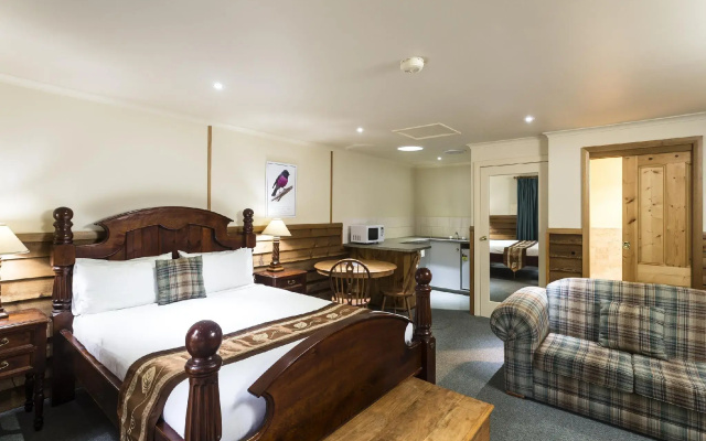 Cradle Forest Inn