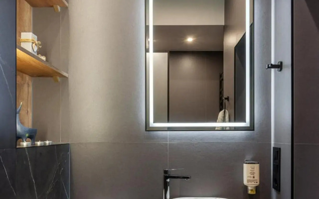 Royal apartment on Balabana 23