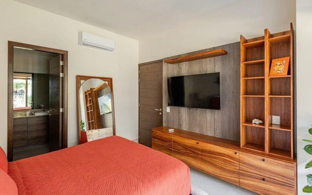 Elegante Condo, con alberca, zona Tezal