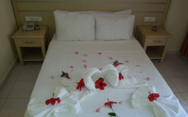 Summer Rose Hotel