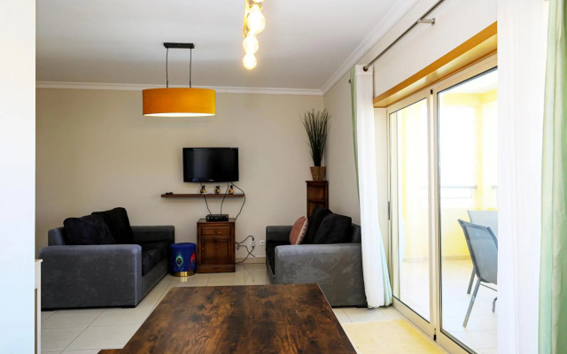 C07 - 3 Bed Penthouse in Lagos