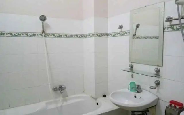 Hotel 9999