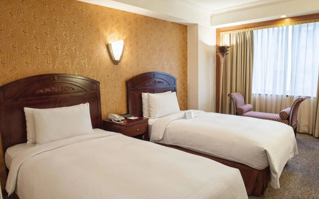 Royal Palace Hotel