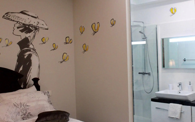 Metropole Luxury Rooms