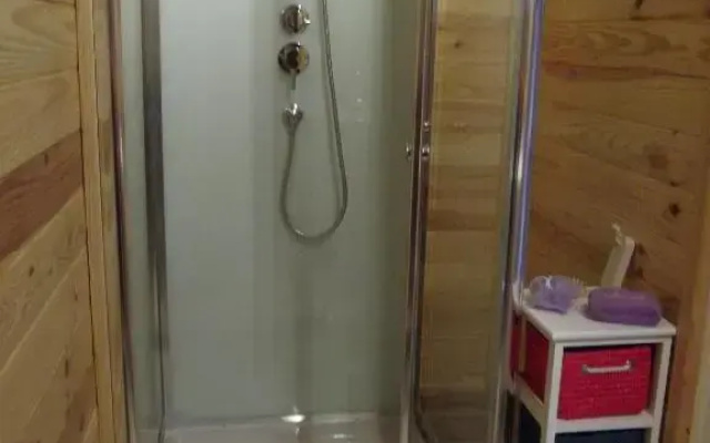 Chalet 2 pers. + Bébé