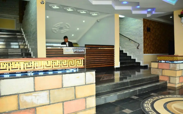 LJ Grand Resort