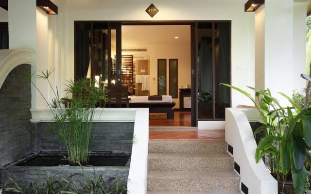 Отель Duangjitt Resort, Phuket Таиланд, Пхукет - 2 отзыва об отеле, цены и фото номеров - забронировать отель Duangjitt Resort, Phuket онлайн вид на фасад
