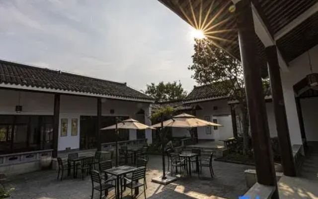 Floral Hotel·Yangshan Taohua Shili Hotel