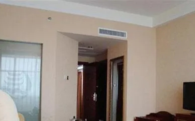 B-energy Hotel - Yichun