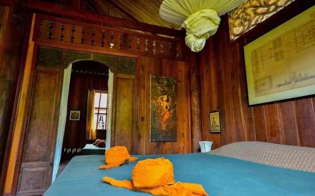 Rajabori Villas